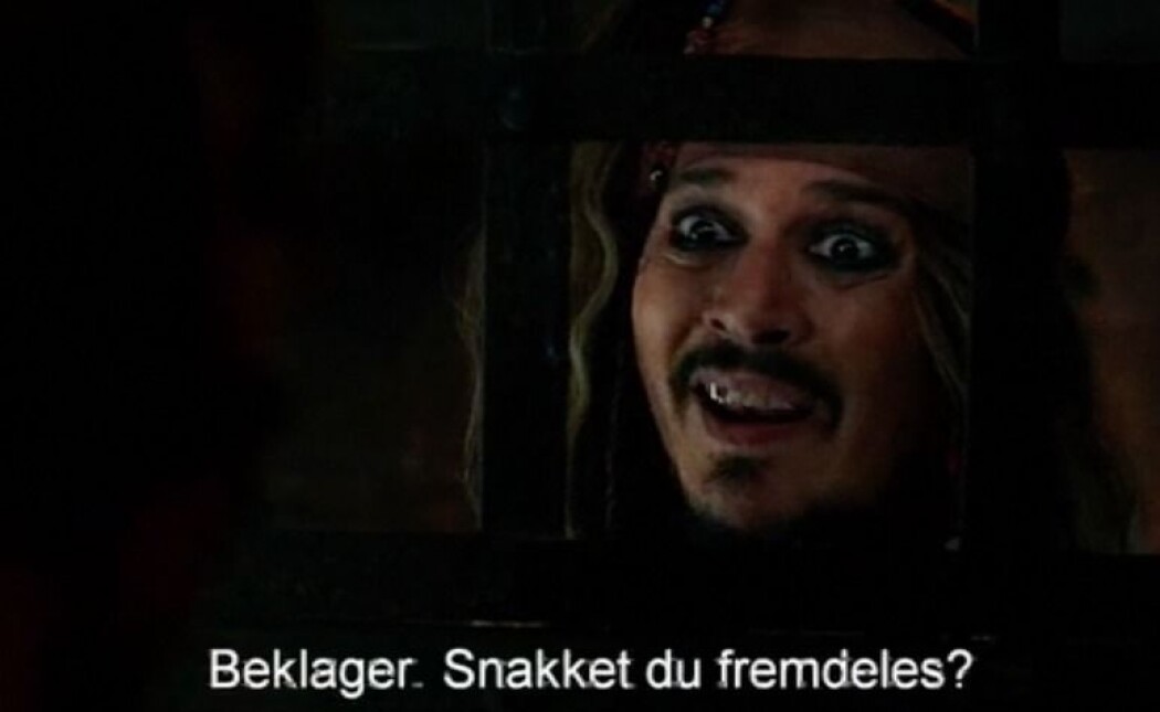 I mange land dubbes filmer og TV-serier. I Norge må du i stedet hele tiden la blikket følge med på teksten nederst på skjermen. Her fra filmen «Pirates of the Caribbean: Salazar's Revenge». (Foto: Disney) I mange land dubbes filmer og TV-serier. I Norge må du i stedet hele tiden la blikket følge med på teksten nederst på skjermen. Her fra filmen «Pirates of the Caribbean: Salazar's Revenge». (Foto: Disney)