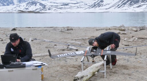 Skal beskytte Svalbards unike kulturminner med droner