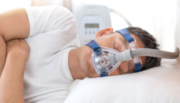 Halvparten av deltakerne i forskningsprosjektet skal sove med utstyr som øker lufttrykket i luftveiene under søvn, en CPAP-maskin (continuous positive airway pressure. (Illustrasjonsfoto: Shutterstock, NTB scanpix) Halvparten av deltakerne i forskningsprosjektet skal sove med utstyr som øker lufttrykket i luftveiene under søvn, en CPAP-maskin (continuous positive airway pressure. (Illustrasjonsfoto: Shutterstock, NTB scanpix)