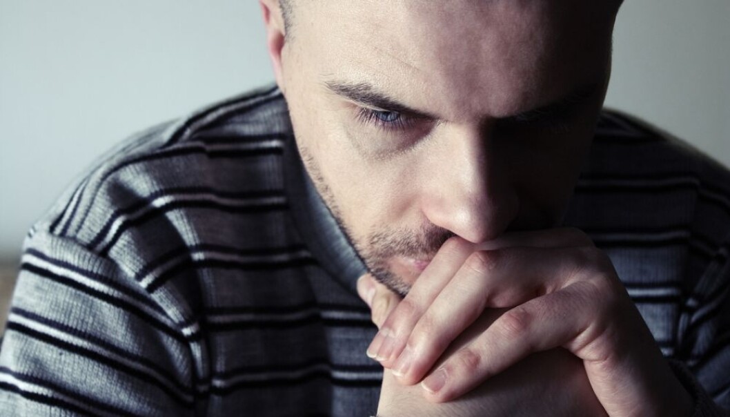 I 2016 benyttet 6,3 prosent av Norges innbyggere et antidepressiva. Nå roper danske forskere varsko om overforbruk og alvorlige bivirkninger. De mener legemiddelindustrien av profitthensyn har bidratt til å tegne et for positivt bildet av det som populært kalles «lykkepiller». (Foto: Shutterstock/NTB scanpix) I 2016 benyttet 6,3 prosent av Norges innbyggere et antidepressiva. Nå roper danske forskere varsko om overforbruk og alvorlige bivirkninger. De mener legemiddelindustrien av profitthensyn har bidratt til å tegne et for positivt bildet av det som populært kalles «lykkepiller». (Foto: Shutterstock/NTB scanpix)