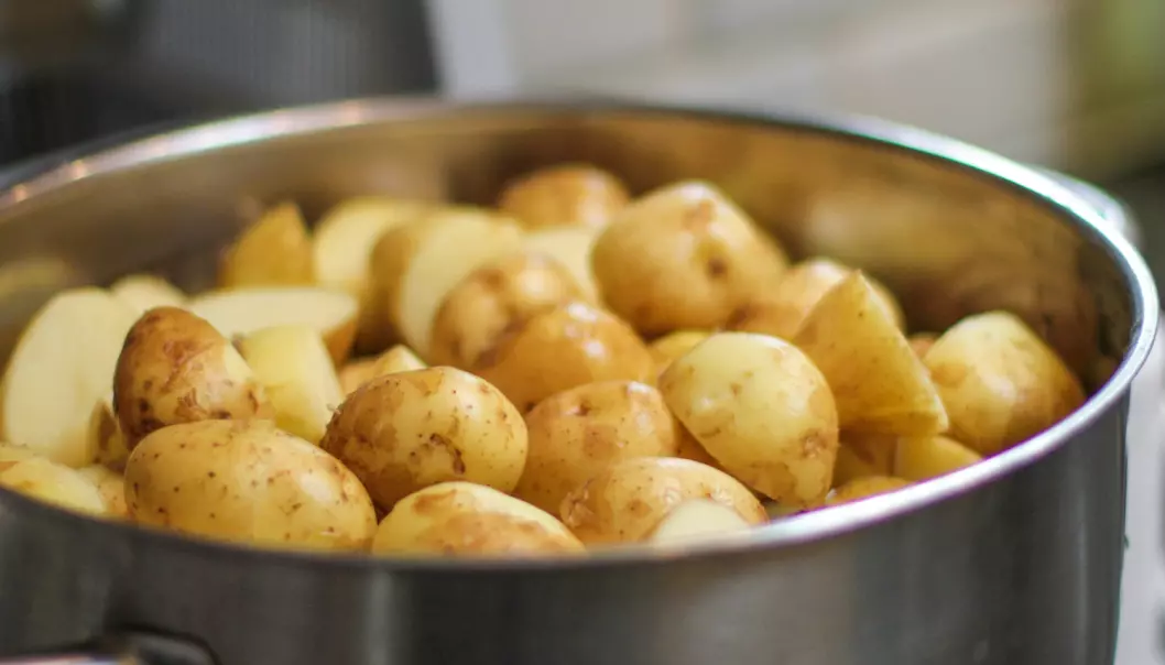 Gjenoppvarmede poteter er sunnere enn nykokte
