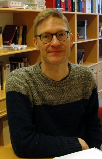 Lars Reinholdtsen underviser lærerstudenter ved Høgskolen i Oslo og Akershus. (Foto: Privat) Lars Reinholdtsen underviser lærerstudenter ved Høgskolen i Oslo og Akershus. (Foto: Privat)