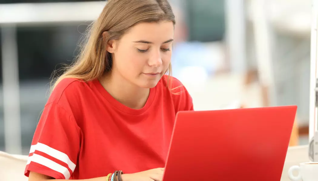 Mange studenter synes det er utfordrende å starte på et online-kurs. (Illustrasjonsfoto: Colourbox)