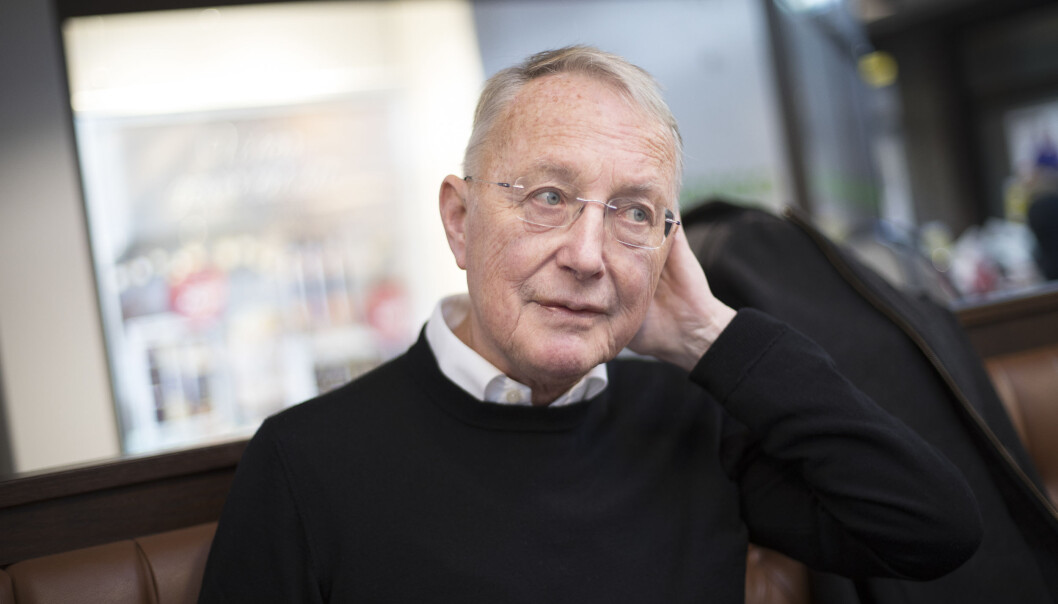 Professor Emeritus Knut Engedal får pris for sitt livslange arbeid på demensfeltet. (Foto: Anne Elisabeth Næss) Professor Emeritus Knut Engedal får pris for sitt livslange arbeid på demensfeltet. (Foto: Anne Elisabeth Næss)
