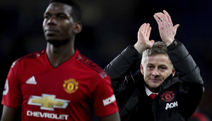 Ole Gunnar Solskjær klapper etter Premier League-kampen 22. desember der Manchester United slo Cardiff City. Solskjær har også klart å vinne Manchester United-fansen. (Foto: AP/Jon Super/NTB scanpix) Ole Gunnar Solskjær klapper etter Premier League-kampen 22. desember der Manchester United slo Cardiff City. Solskjær har også klart å vinne Manchester United-fansen. (Foto: AP/Jon Super/NTB scanpix)