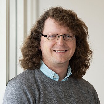 Bjørn Smestad forsker på matematikkeksamen på 10. trinn. Han er opptatt av matematikkhistorie og hvordan historien kan brukes for å motivere elevene til å lære mer matematikk. (Foto: Sonja Balci) Bjørn Smestad forsker på matematikkeksamen på 10. trinn. Han er opptatt av matematikkhistorie og hvordan historien kan brukes for å motivere elevene til å lære mer matematikk. (Foto: Sonja Balci)