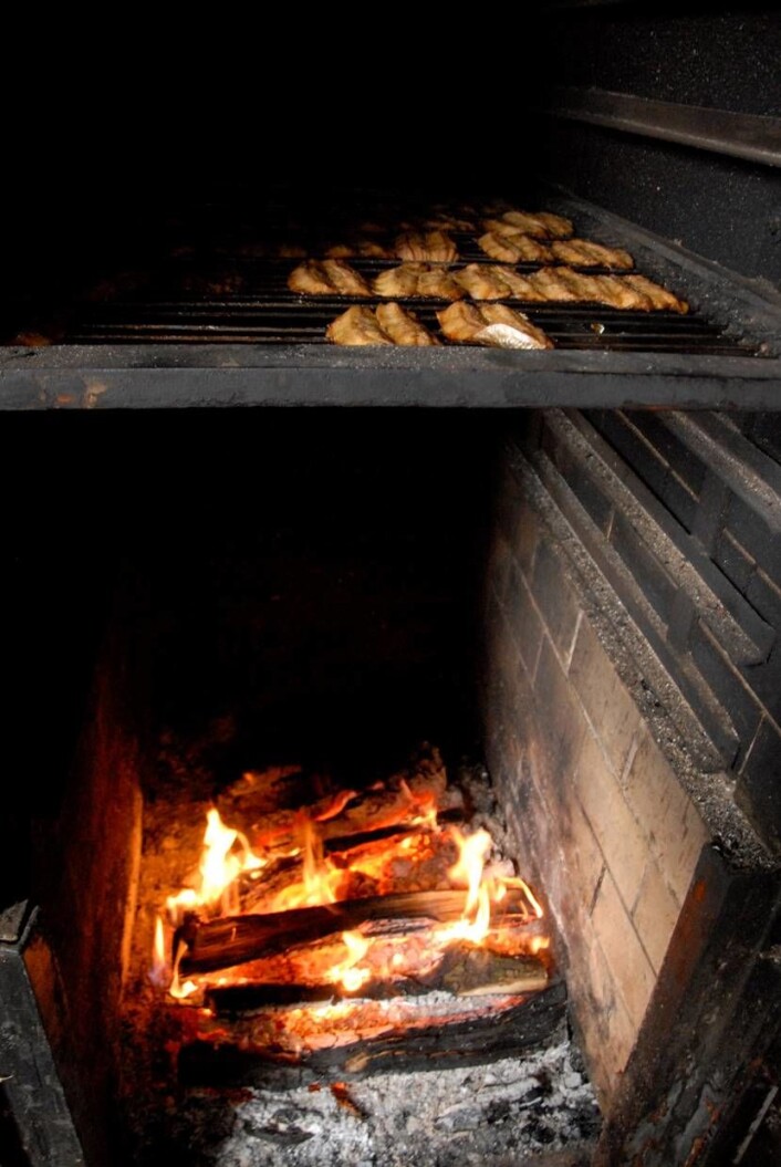 Røyking av kippers på Norsk hermetikkmuseum Foto: Mathies Ekelund Erlandsen Røyking av kippers på Norsk hermetikkmuseum Foto: Mathies Ekelund Erlandsen