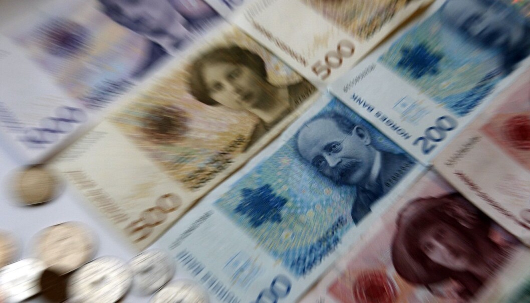 Vi har så mye penger i Norge at vi burde ha råd til den beste kreftbehandlingen, et godt forsvar, gratis skolemat, lavere skatter og bensinpriser og for guds skyld ingen bompenger. Eller? (Illustrasjonsfoto: Gorm Kallestad, NTB scanpix) Vi har så mye penger i Norge at vi burde ha råd til den beste kreftbehandlingen, et godt forsvar, gratis skolemat, lavere skatter og bensinpriser og for guds skyld ingen bompenger. Eller? (Illustrasjonsfoto: Gorm Kallestad, NTB scanpix)