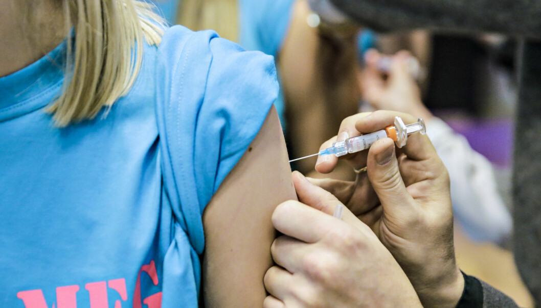 Sykepleiestudenter ved Høgskolen i Bergen har som valgfag drevet kampanje for å få medstudenter til å ta HPV-vaksinen mot livmorhalskreft. (Foto: Bergens Tidende/NTB/Scanpix)