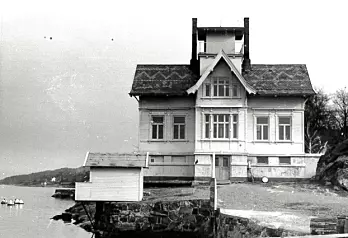 Universitetets marinbiologiske stasjon i Drøbak ble etablert i 1894. Det var her ekteparet Christiansen hadde base under innsamlingen av bunndyr i Oslofjorden. (Foto: Bengt Christiansen)