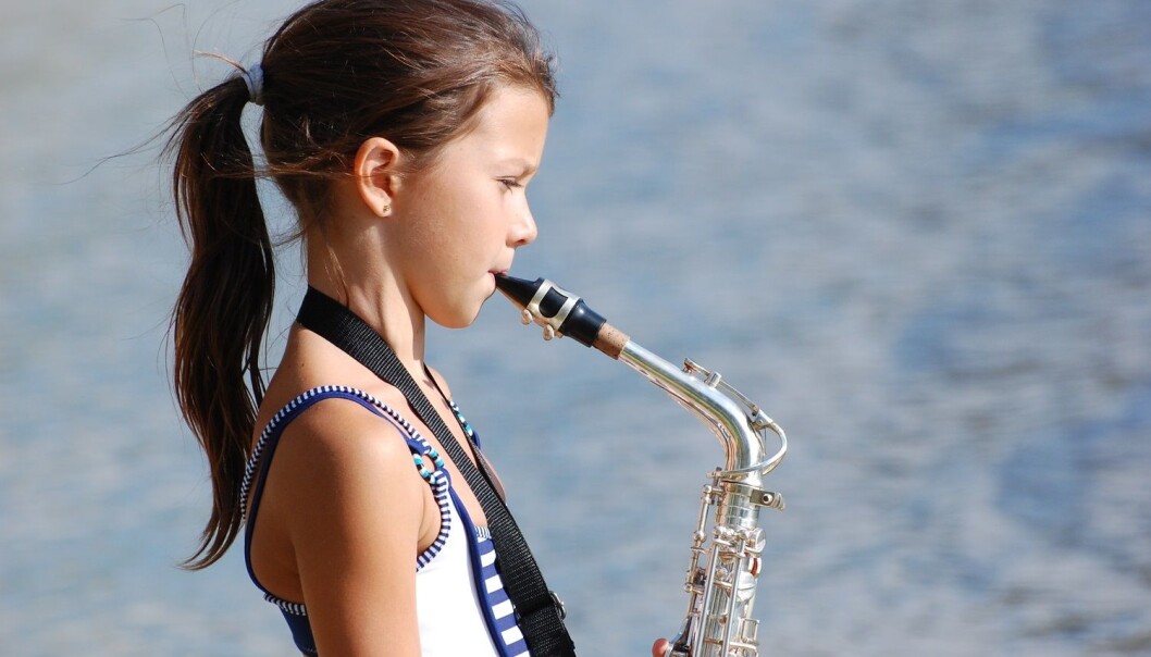 Kan barn som driver med musikk, ha en fordel på skolen? (Foto: Shutterstock / NTB scanpix) Kan barn som driver med musikk, ha en fordel på skolen? (Foto: Shutterstock / NTB scanpix)