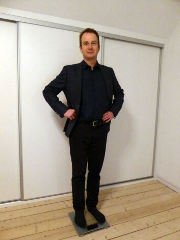 Jakob Stoustrups badevekt kan puste lettet ut etter at professoren fra Aalborg Universitet har vært forsøkskanin i sitt eget slankeeksperiment som bygger på forskningen hans i reguleringsteori. (Foto: Jakob Stoustrup) Jakob Stoustrups badevekt kan puste lettet ut etter at professoren fra Aalborg Universitet har vært forsøkskanin i sitt eget slankeeksperiment som bygger på forskningen hans i reguleringsteori. (Foto: Jakob Stoustrup)