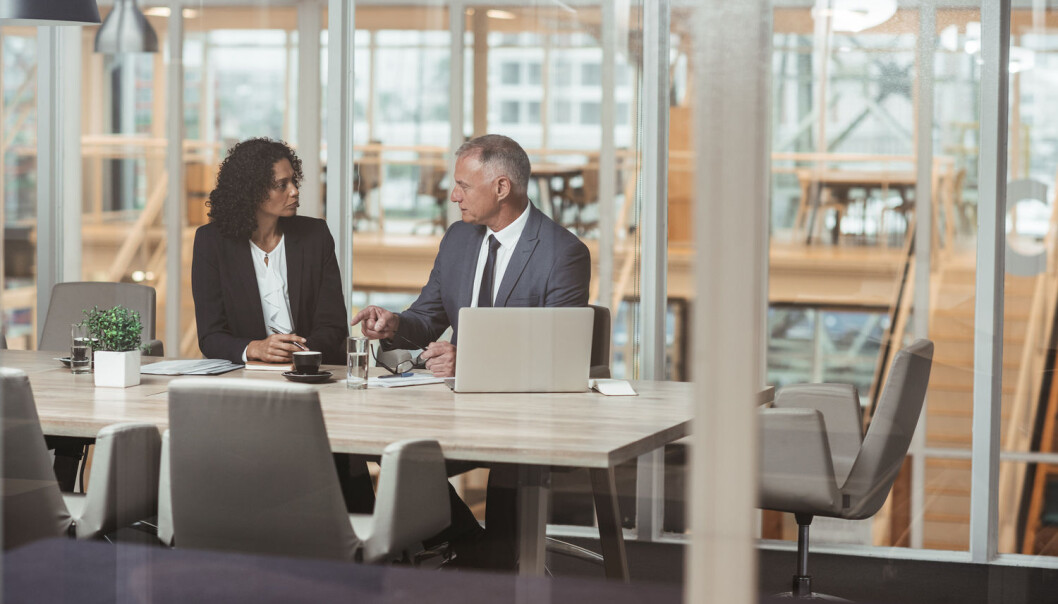 Sjefer må få den ansatte til å forstå at han selv må gjøre noe med sin egen situasjon. Men de må også vise tillit og medmenneskelighet. (Illustrasjonsfoto: mavo / Shutterstock / NTB scanpix) Sjefer må få den ansatte til å forstå at han selv må gjøre noe med sin egen situasjon. Men de må også vise tillit og medmenneskelighet. (Illustrasjonsfoto: mavo / Shutterstock / NTB scanpix)
