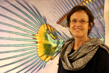 Elin Kjørsvik, professor ved NTNUs Institutt for biologi, sier at det er ekstremt utfordrende å mate ungfisk som tunfisk. Fôrer man feil, kan fisken bli deformert eller dø. (Foto: Nancy Bazilchuck) Elin Kjørsvik, professor ved NTNUs Institutt for biologi, sier at det er ekstremt utfordrende å mate ungfisk som tunfisk. Fôrer man feil, kan fisken bli deformert eller dø. (Foto: Nancy Bazilchuck)