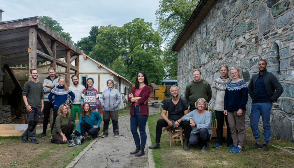 Anno er en norsk realityserie som går på NRK, der 14 deltakere reiser tilbake i tid for å oppleve ulike epoker i norsk historie. I år reiser de tilbake til 1537 og Erkebispegården ved Nidarosdomen i Trondheim. (Foto: NRK)