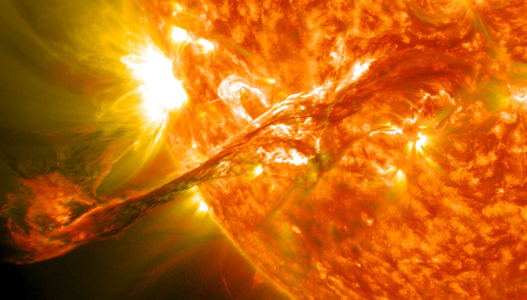 Eksempel på en solstorm som kan kaste ladede partikler mot jorden. Dette bildet er fra 2012 (Bilde: NASA) Eksempel på en solstorm som kan kaste ladede partikler mot jorden. Dette bildet er fra 2012 (Bilde: NASA)
