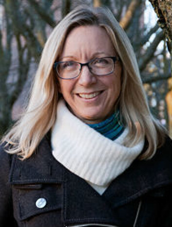 – Jeg tror at alle kan kjenne på skyldfølelse når vi blir oppmerksomme på de som ikke er like privilegerte som oss, sier Elisabeth Oxfeldt, prosjektleder og professor i nordisk litteratur. (Foto: Alf Øksdal) – Jeg tror at alle kan kjenne på skyldfølelse når vi blir oppmerksomme på de som ikke er like privilegerte som oss, sier Elisabeth Oxfeldt, prosjektleder og professor i nordisk litteratur. (Foto: Alf Øksdal)