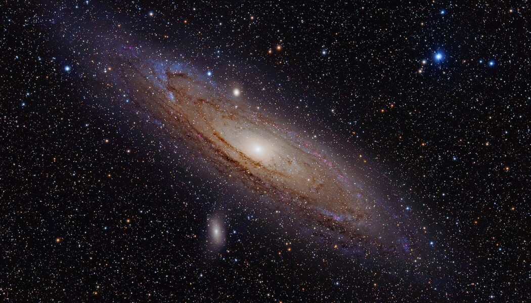 Andromeda-galaksen, slik den ser ut fra jorda. Denne, og alle andre galakser, ville ikke sett ut som den gjør hvis det ikke var for mørk materie. (Bilde: Adam Evans/CC BY 2.0) Andromeda-galaksen, slik den ser ut fra jorda. Denne, og alle andre galakser, ville ikke sett ut som den gjør hvis det ikke var for mørk materie. (Bilde: Adam Evans/CC BY 2.0)