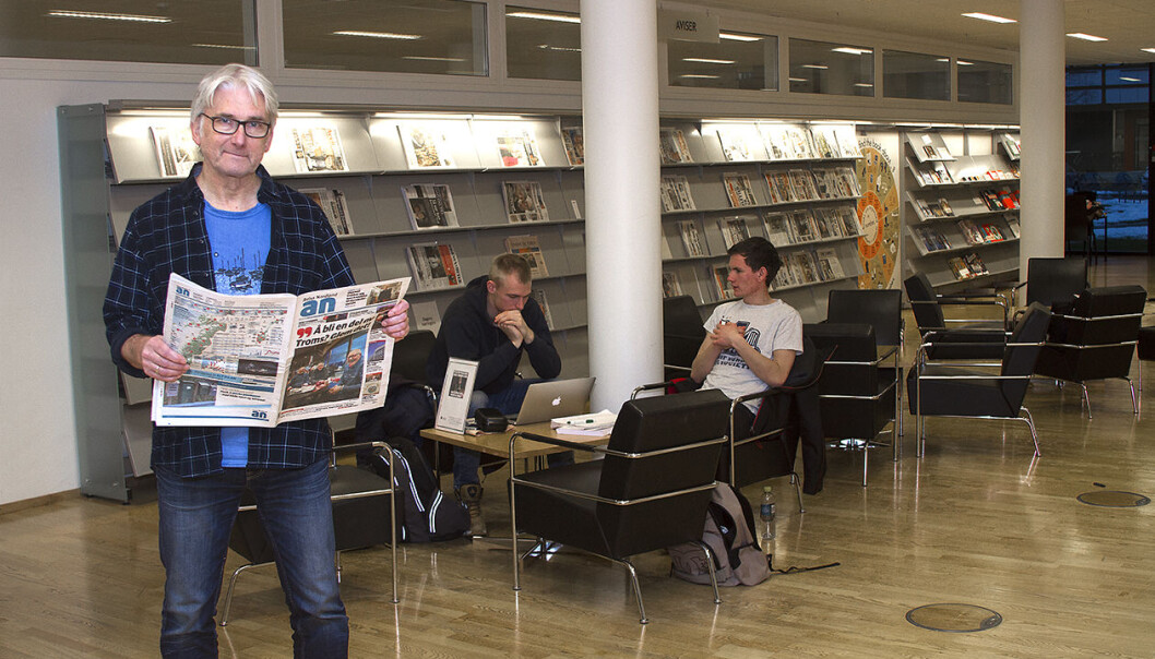 - Lokalaviser som vil overleve må konsentrere seg om samfunnsoppdraget, sier universitetslektor Bengt Engan på Nord universitet. (Foto: Svein-Arnt Eriksen) - Lokalaviser som vil overleve må konsentrere seg om samfunnsoppdraget, sier universitetslektor Bengt Engan på Nord universitet. (Foto: Svein-Arnt Eriksen)