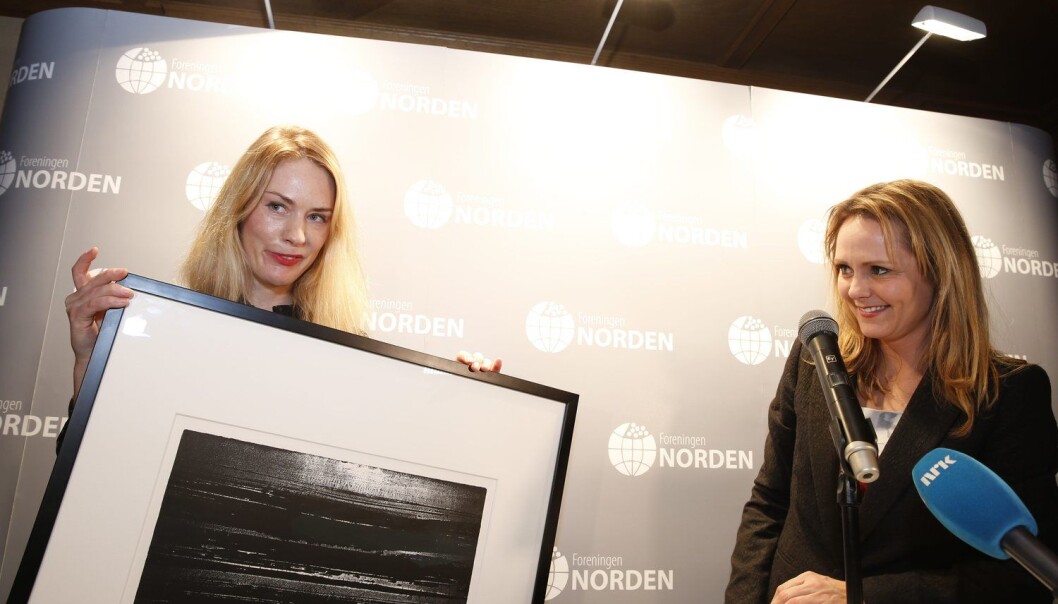 Nylig fikk NRK-serien Skam Nordens språkpris for å fremme forståelse av nabospråk. Kanskje vil det på sikt gjøre at dansker blir flinkere til å skjønne i norsk. Danskene er nemlig dårligst i klassen til å forstå sine nordiske naboer. (Foto: Terje Bendiksby/NTB scanpix) Nylig fikk NRK-serien Skam Nordens språkpris for å fremme forståelse av nabospråk. Kanskje vil det på sikt gjøre at dansker blir flinkere til å skjønne i norsk. Danskene er nemlig dårligst i klassen til å forstå sine nordiske naboer. (Foto: Terje Bendiksby/NTB scanpix)