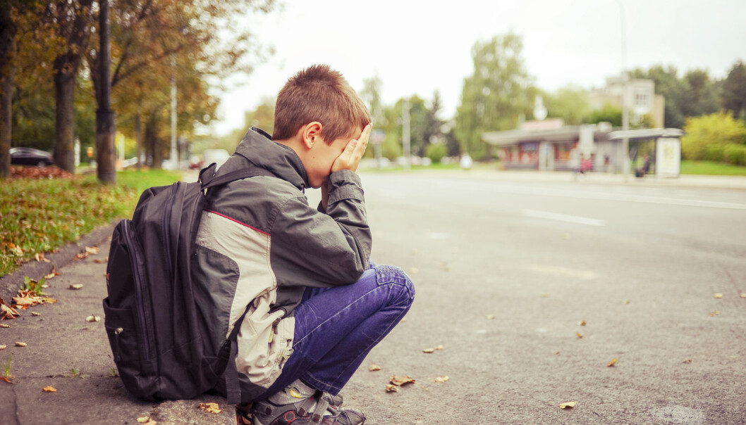 - Rollen som syndebukk kan bidra til at barnet blir utrygt, føler skyld, skam og avmakt, skriver kronikkforfatteren. (Foto: Tomas Urbelionis / Shutterstock / NTB scanpix) - Rollen som syndebukk kan bidra til at barnet blir utrygt, føler skyld, skam og avmakt, skriver kronikkforfatteren. (Foto: Tomas Urbelionis / Shutterstock / NTB scanpix)