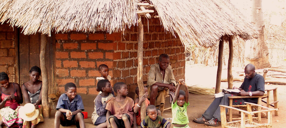 Rundt én milliard mennesker er i verden er funksjonshemmede. Her fra nordlige Zambia, i Chipata, i forbindelse med levekårsstudiene fra Sintef. (Foto: Sintef)