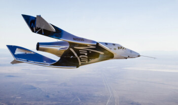 Første glideprøve for Virgin Galactics nye romfly