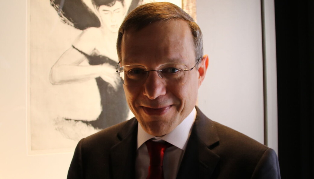 Avi Loeb på Hotel Continental i Oslo. (Foto: Lasse Biørnstad/forskning.no Avi Loeb på Hotel Continental i Oslo. (Foto: Lasse Biørnstad/forskning.no