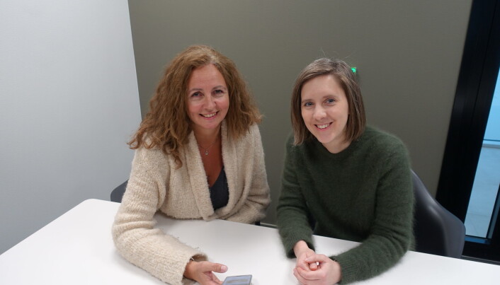 Kirsti Erla Håland og forsker Silje Bøthun i Sintef. (Foto: Lisbet Jære) Kirsti Erla Håland og forsker Silje Bøthun i Sintef. (Foto: Lisbet Jære)