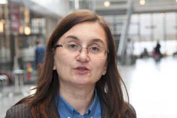 Doktorgradskandidat Daniela Lillekroken mener slow nursing bør innføres som arbeidsprinsipp i helse- og omsorgssektoren. (Foto: Atle Christiansen/ Universitetet i Agder) Doktorgradskandidat Daniela Lillekroken mener slow nursing bør innføres som arbeidsprinsipp i helse- og omsorgssektoren. (Foto: Atle Christiansen/ Universitetet i Agder)