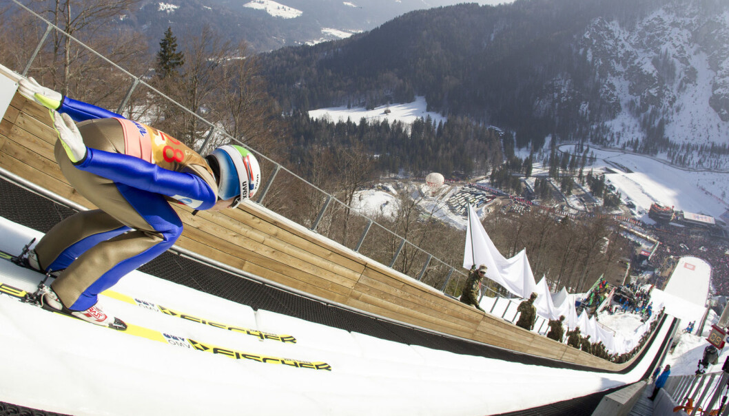 Ville Johann André Forfang klart seg enda bedre enn han gjorde i forrige verdenscup hvis vi var flinkere til å gi poengjusteringer for vær og vind? Bildet er tatt i Planica i Slovenia, den 20. mars 2016. (Foto: Primoz Lovric / NTB scanpix) Ville Johann André Forfang klart seg enda bedre enn han gjorde i forrige verdenscup hvis vi var flinkere til å gi poengjusteringer for vær og vind? Bildet er tatt i Planica i Slovenia, den 20. mars 2016. (Foto: Primoz Lovric / NTB scanpix)