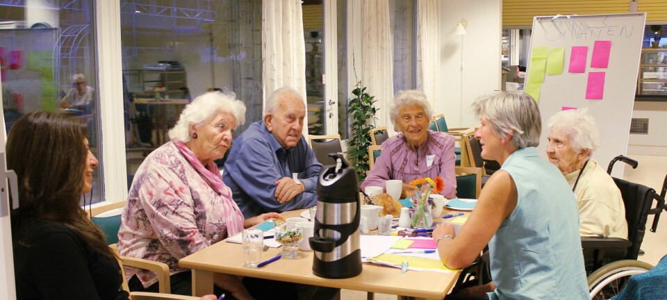Brukere møter forskere på dialogkafé på Ullern høsten 2016.  (Foto: Privat)