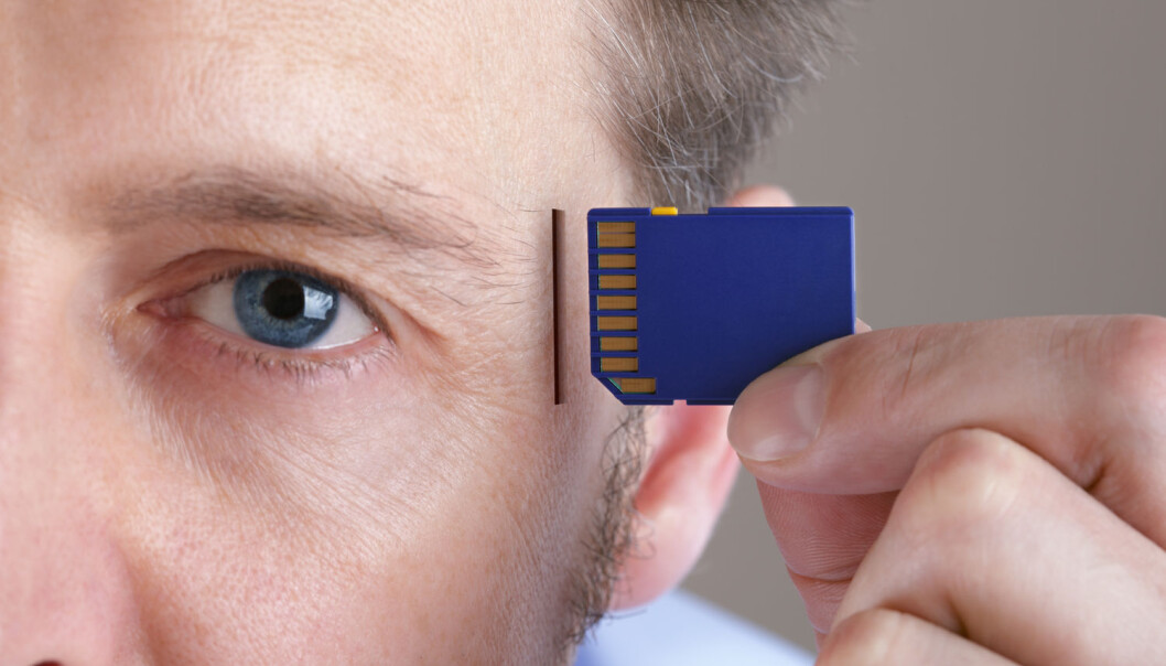Tenk hvis vi kunne skru opp intelligensen ved å implantere en mikrochip i hjernen? Kanskje blir det mulig en dag. (Illustrasjonsfoto: Brian A Jackson / Shutterstock / NTB scanpix) Tenk hvis vi kunne skru opp intelligensen ved å implantere en mikrochip i hjernen? Kanskje blir det mulig en dag. (Illustrasjonsfoto: Brian A Jackson / Shutterstock / NTB scanpix)