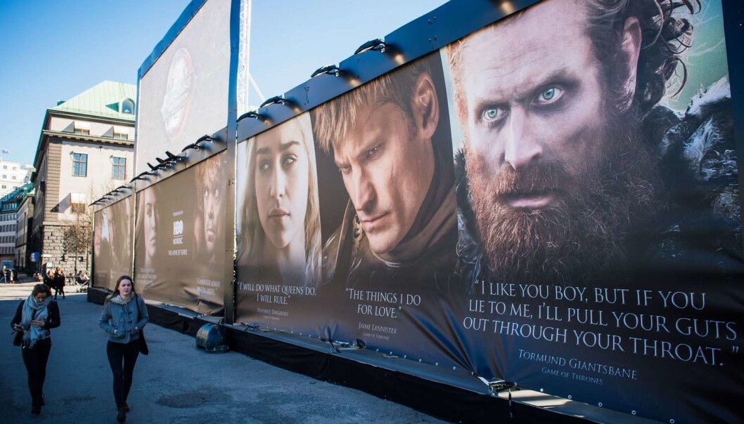 Stadig flere blir nå abonnent på strømmetjenester for å se filmer, sportsendinger og TV-serier. Ifølge de spurte kundene er det nå HBO som har det beste innholdet. Her fra en reklame for serien Game of Thrones. (Foto: AFP/Scanpix/NTB) Stadig flere blir nå abonnent på strømmetjenester for å se filmer, sportsendinger og TV-serier. Ifølge de spurte kundene er det nå HBO som har det beste innholdet. Her fra en reklame for serien Game of Thrones. (Foto: AFP/Scanpix/NTB)