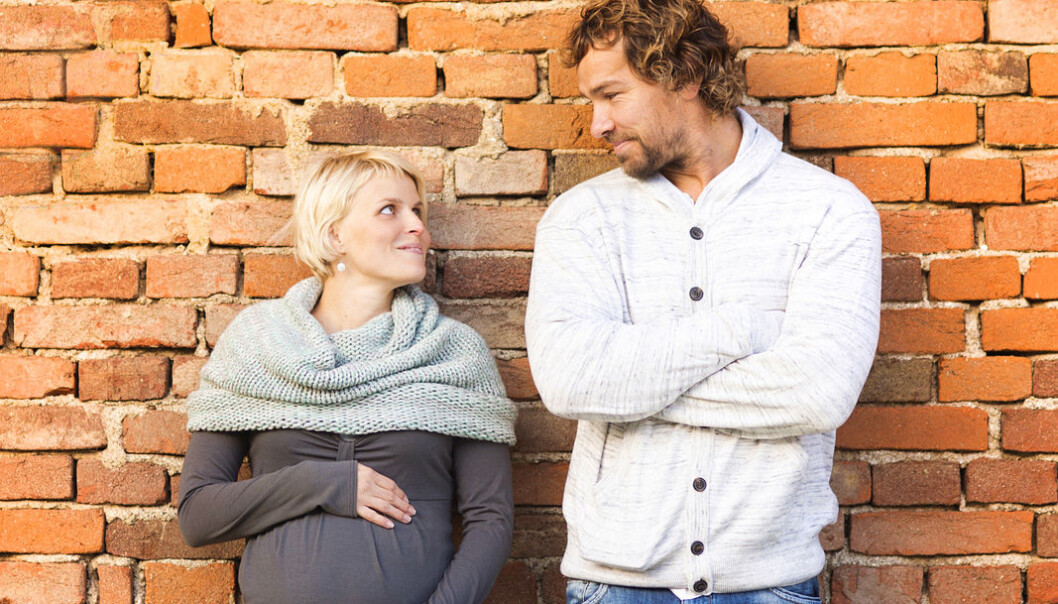 Mye er med på å bestemme når og om folk får barn. Genene er en av faktorene, ifølge ny forskning. (Foto: Halfpoint / Shutterstock / NTB scanpix) Mye er med på å bestemme når og om folk får barn. Genene er en av faktorene, ifølge ny forskning. (Foto: Halfpoint / Shutterstock / NTB scanpix)