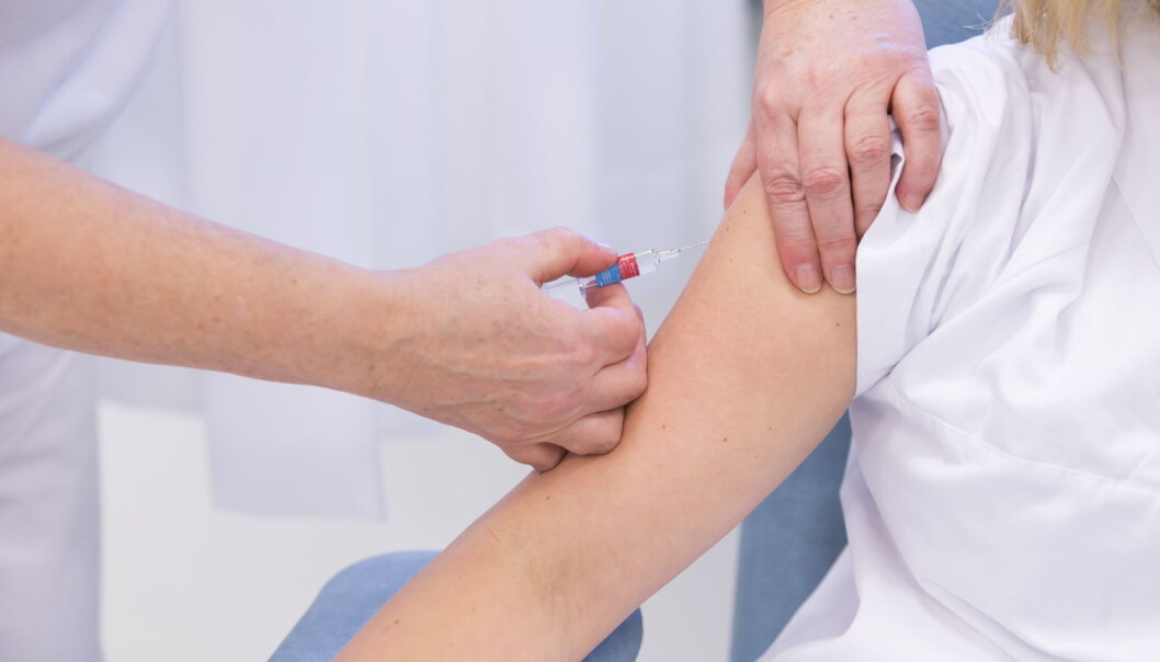 84 prosent av norske jenter født i 2002 har fullført HPV-vaksineprogrammet. (Foto: Cornelius Poppe / NTB scanpix) 84 prosent av norske jenter født i 2002 har fullført HPV-vaksineprogrammet. (Foto: Cornelius Poppe / NTB scanpix)