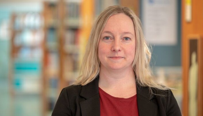 –En kjølig distanse er ikke alltid hensiktsmessig, sier høgskolelektor Jeanette Varpen Unhjem. (Foto: Arild J. Waagbø) –En kjølig distanse er ikke alltid hensiktsmessig, sier høgskolelektor Jeanette Varpen Unhjem. (Foto: Arild J. Waagbø)