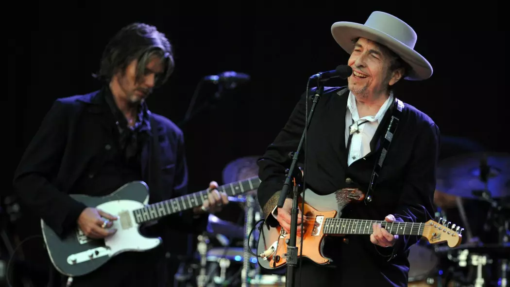 Legenden Bob Dylan, her avbildet på en musikkfestival i Frankrike i 2012. (Foto: AFP)