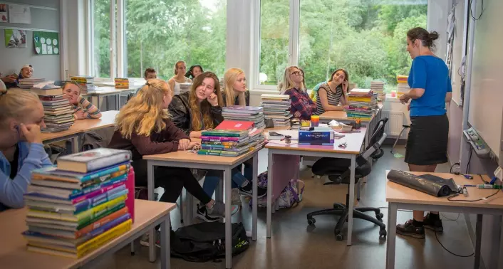 God relasjon mellom læreren og elevene gir både økt trivsel og mer læring, mener elevene ved Kjeller skole. (Foto: Kristin Mehlum)