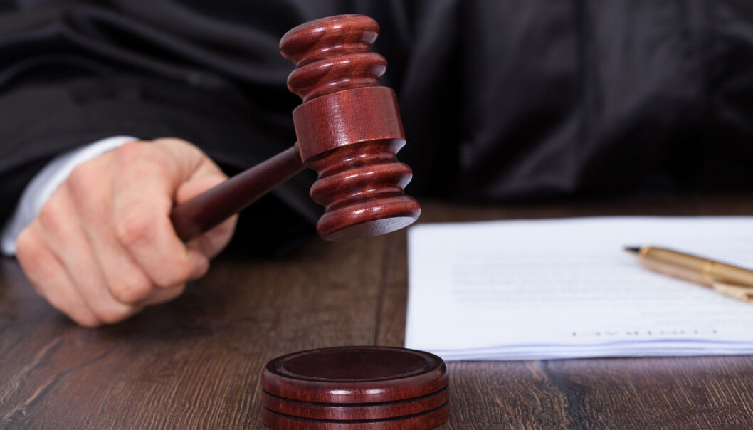 En dom har fundamental betydning for rettsstaten Norge. Derfor er det så viktig at at den er godt og klart skrevet, ifølge forsker. (Foto: Shutterstock / NTB scanpix) En dom har fundamental betydning for rettsstaten Norge. Derfor er det så viktig at at den er godt og klart skrevet, ifølge forsker. (Foto: Shutterstock / NTB scanpix)