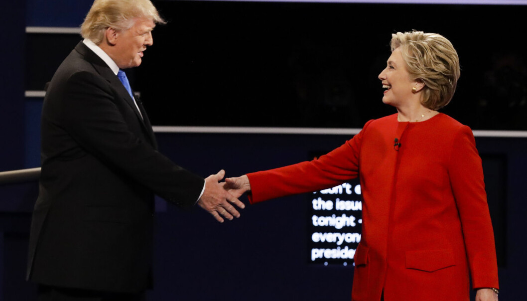Retorikkekspert mener Hillary Clinton kom en anelse bedre ut av debatten enn det Donald Trump gjorde. (Foto: AP Photo/David Goldman/NTB Scanpix) Retorikkekspert mener Hillary Clinton kom en anelse bedre ut av debatten enn det Donald Trump gjorde. (Foto: AP Photo/David Goldman/NTB Scanpix)