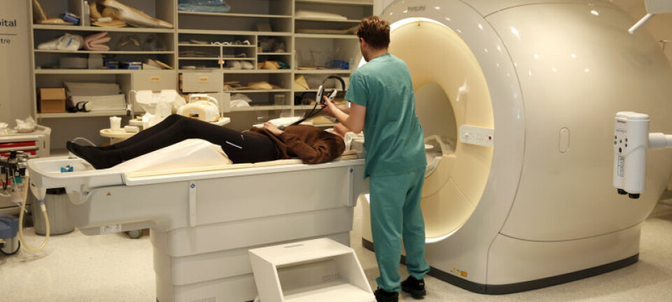 Denne MR-maskinen ved Rikshospitalet brukes til å skanne hjerner i forskningens tjeneste. Også barna som var med i dette forskningsprosjektet.  (Foto: Terje Heiestad, UiO)
