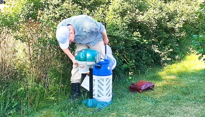 Har du en Mosquito magnet eller annen myggfelle, kan du bidra til vitenskapelige fremskritt (Foto: Bjørnar Ytrehus/NINA). Har du en Mosquito magnet eller annen myggfelle, kan du bidra til vitenskapelige fremskritt (Foto: Bjørnar Ytrehus/NINA).