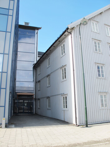 Møte mellom gammelt og nytt. Fra Tromsø, 2011. Foto: Cornelis Horn Evensen, NIKU Møte mellom gammelt og nytt. Fra Tromsø, 2011. Foto: Cornelis Horn Evensen, NIKU