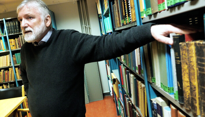 – Det foregår uendelig mange interaksjoner mellom planter og dyr, sier Fridtjof Mehlum. (Foto: Ola Sæther) – Det foregår uendelig mange interaksjoner mellom planter og dyr, sier Fridtjof Mehlum. (Foto: Ola Sæther)