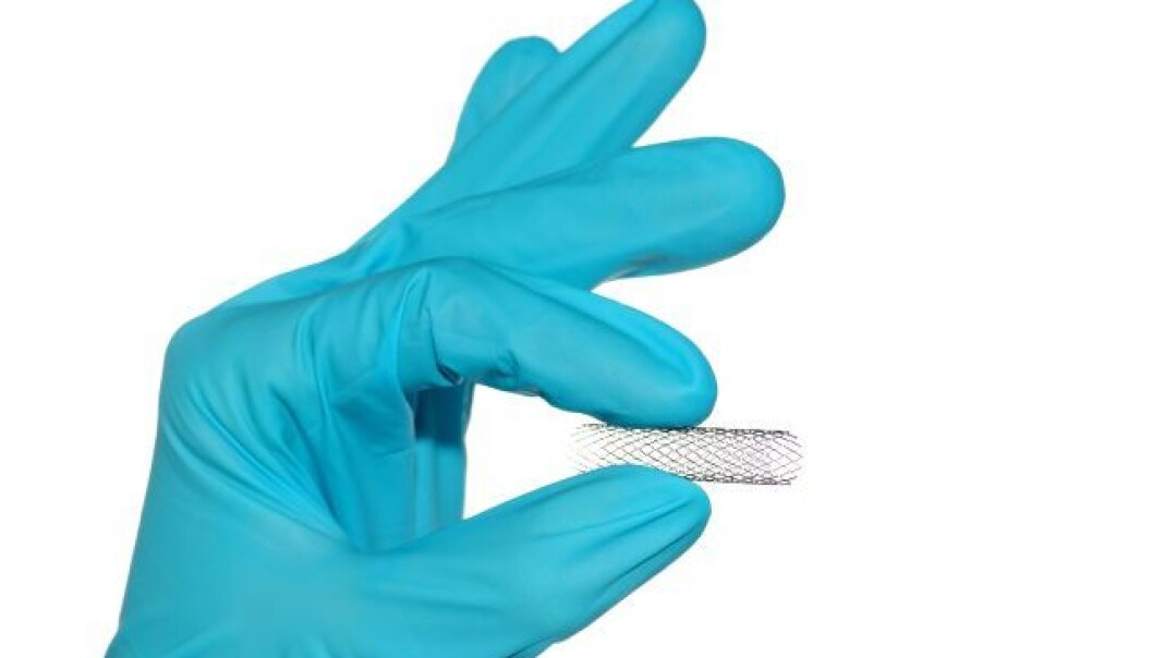 En stent er en sylinder som blir ført inn i blodårene til pasienten for å åpne vev som har forsnevret seg og for å forsterke blodåren. Det er denne sykehusene kan spare gode penger på. (Foto: Colourbox) En stent er en sylinder som blir ført inn i blodårene til pasienten for å åpne vev som har forsnevret seg og for å forsterke blodåren. Det er denne sykehusene kan spare gode penger på. (Foto: Colourbox)