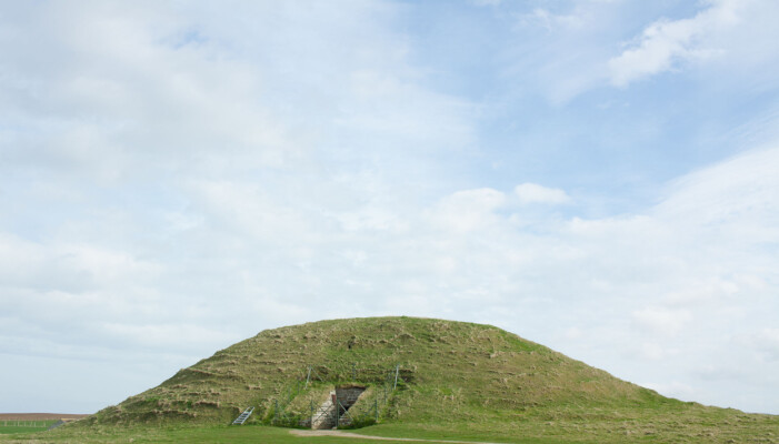 Maeshowe: Gravhaugene på Orknøyene ble påbegynt cirka år 3000 år før vår tidregning, og åpnet igjen på 1100-tallet. Foto: Karen Langsholt Holmqvist Maeshowe: Gravhaugene på Orknøyene ble påbegynt cirka år 3000 år før vår tidregning, og åpnet igjen på 1100-tallet. Foto: Karen Langsholt Holmqvist