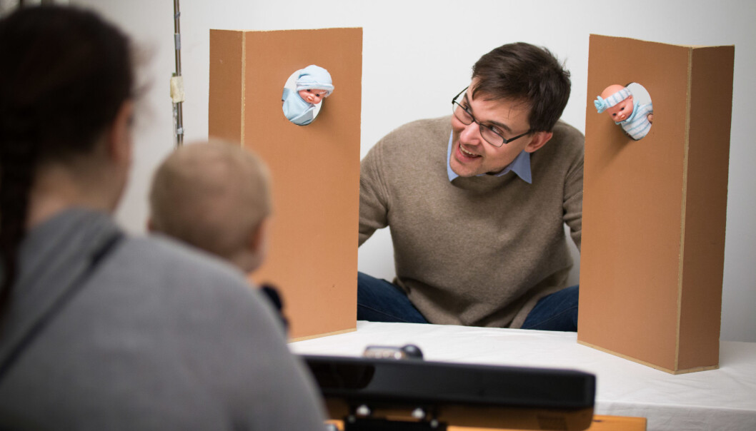 Forskere ved Uppsala universitet fant forskjeller i reaksjonsmønsteret mellom babyer som senere fikk en diagnose i autismespekteret og andre babyer. (Foto: David Naylor). Forskere ved Uppsala universitet fant forskjeller i reaksjonsmønsteret mellom babyer som senere fikk en diagnose i autismespekteret og andre babyer. (Foto: David Naylor).