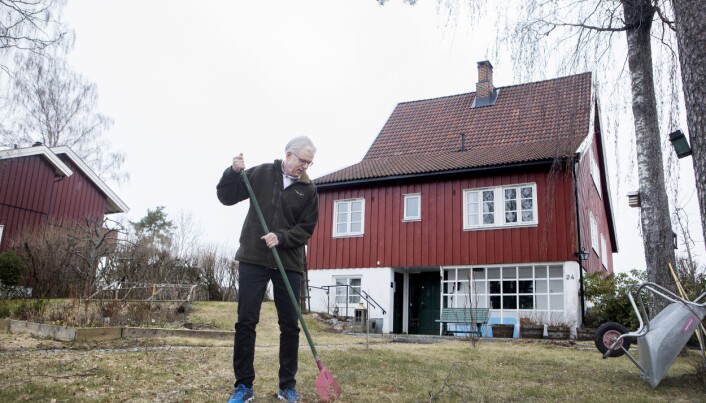 Jan Kjærup Bjørneboe kjente de første tegnene på Parkinsons sykdom for ti år siden. (Foto: Anne Elisabeth Næss) Jan Kjærup Bjørneboe kjente de første tegnene på Parkinsons sykdom for ti år siden. (Foto: Anne Elisabeth Næss)