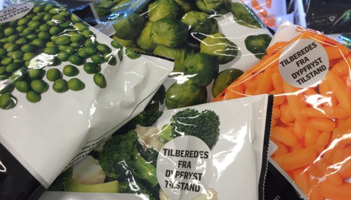 Mange vet at mat bør fryses ned raskest mulig. Det er lite kjent at mat også bør tines raskest mulig. Nå gir produsentene av frosne grønnsaker klar og tydelig beskjed utenpå pakka. (Foto: Bård Amundsen) Mange vet at mat bør fryses ned raskest mulig. Det er lite kjent at mat også bør tines raskest mulig. Nå gir produsentene av frosne grønnsaker klar og tydelig beskjed utenpå pakka. (Foto: Bård Amundsen)
